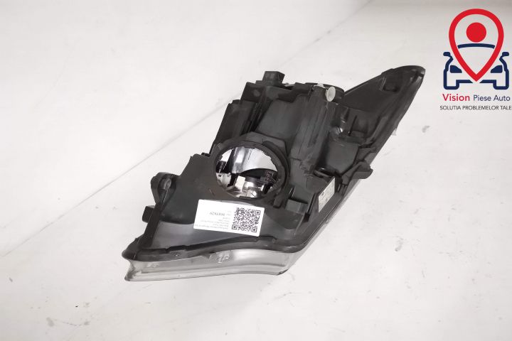 Ляв фар стъкло / Lqv far styklo Мерцедес-Бенц Вито Виано В-Клас / Merc