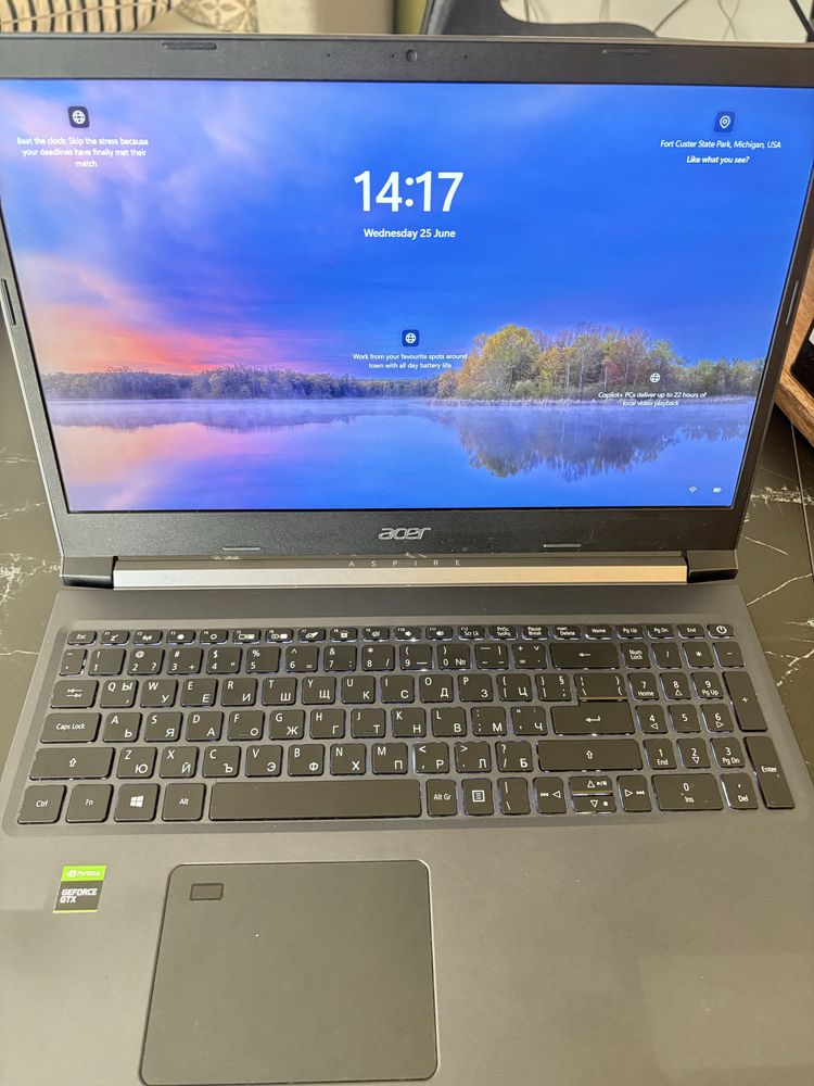 Acer Aspire 7 (A715-42G) risen 5