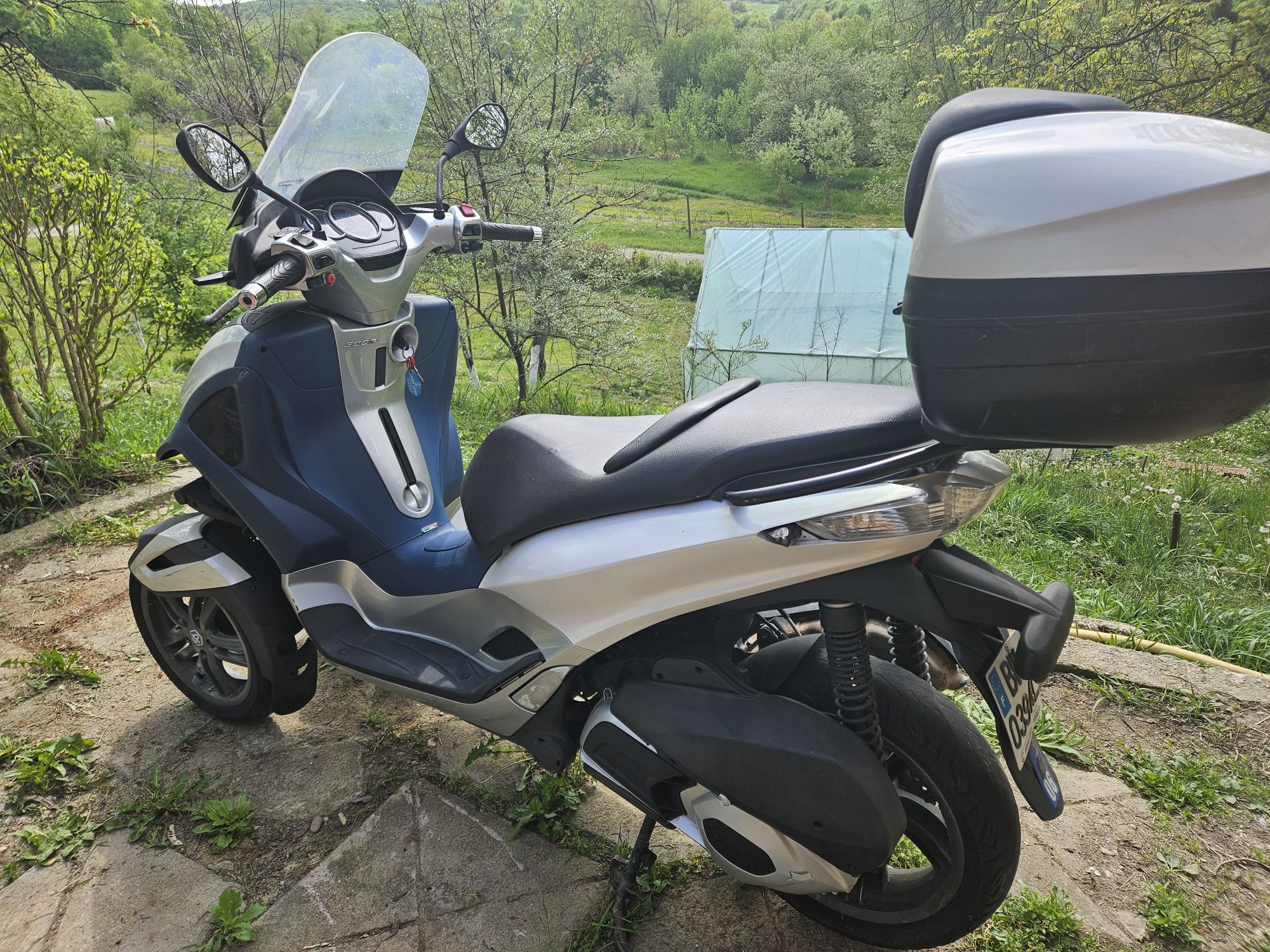 Scuter Piaggio mp3 categoria B