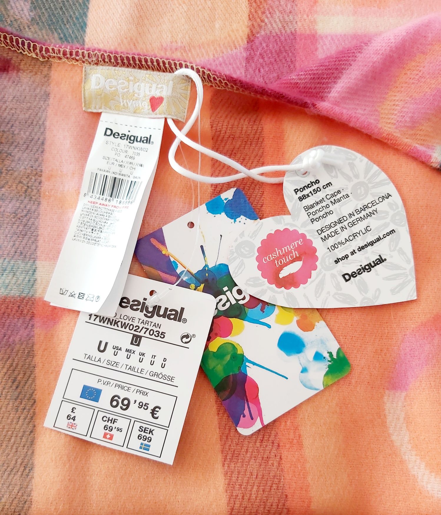 Poncho Desigual nou