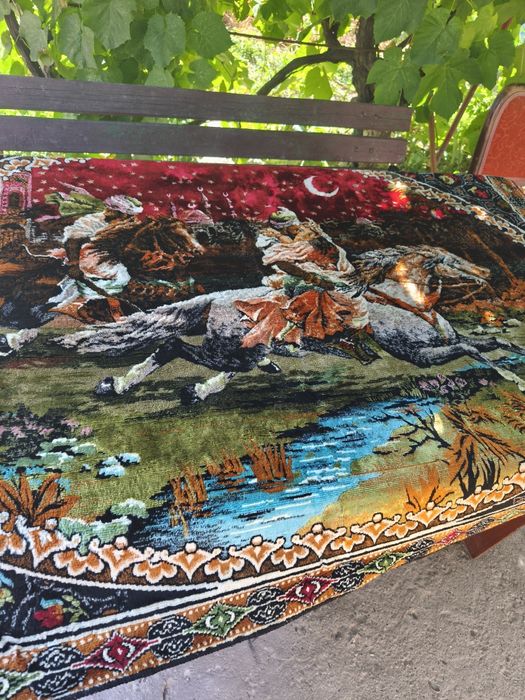 Vând carpeta cu răpirea din serai