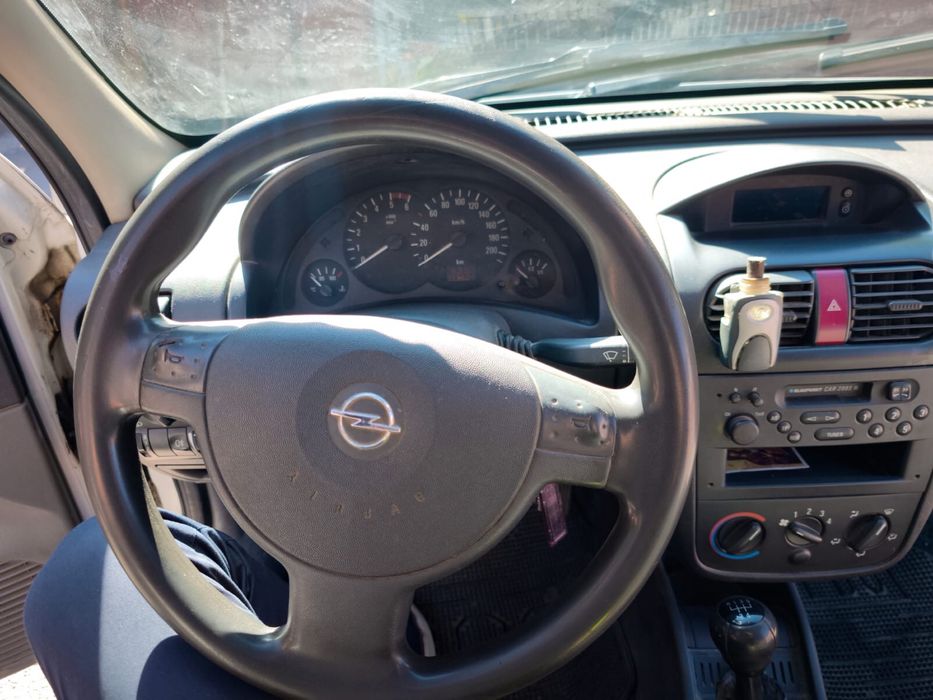 .	Opel Combo 1.7 DI 2004 –consum mic, 2 locuri, spațiu marfă