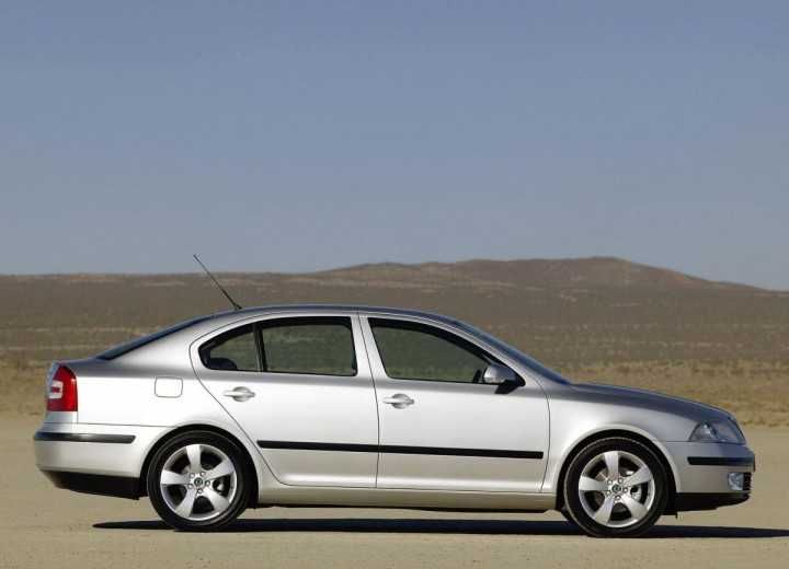 Dezmembram Skoda Octavia 2 Berlina 1.4 CGGA Benzina