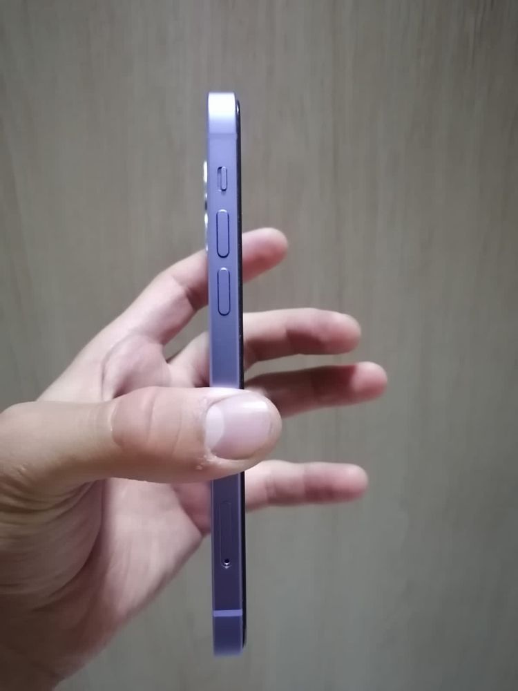 Iphone 12 Purple