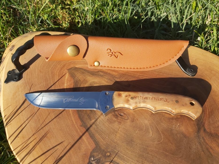 Нож с калъф Browning