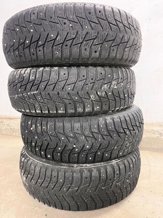 Продам зимние шины Sailun