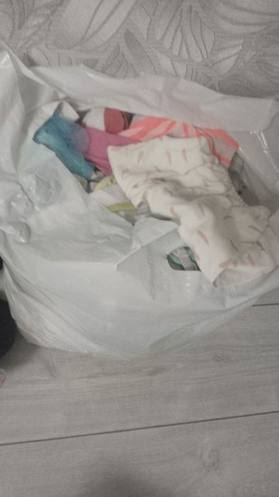 Отдам бесплатно вещи для новорожденных