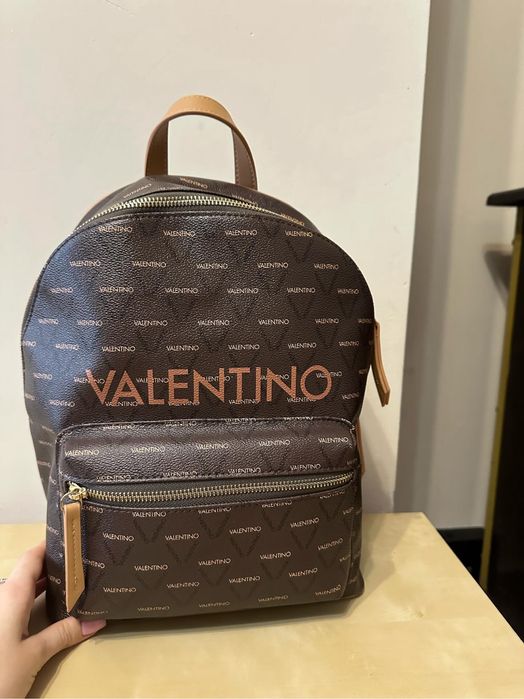 Оригинална нова дамска раница VALENTINO