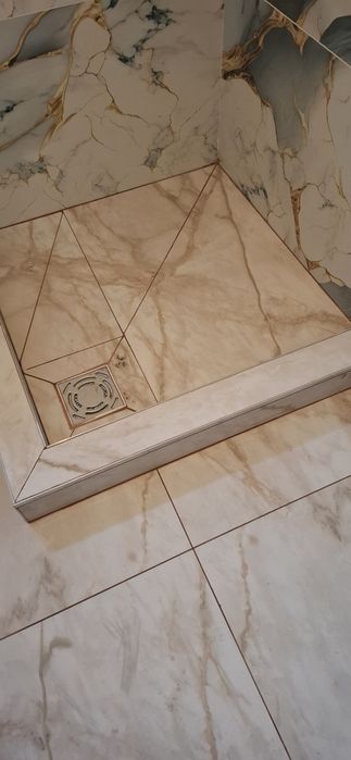 Execut amenajări Interioare/Exterioare