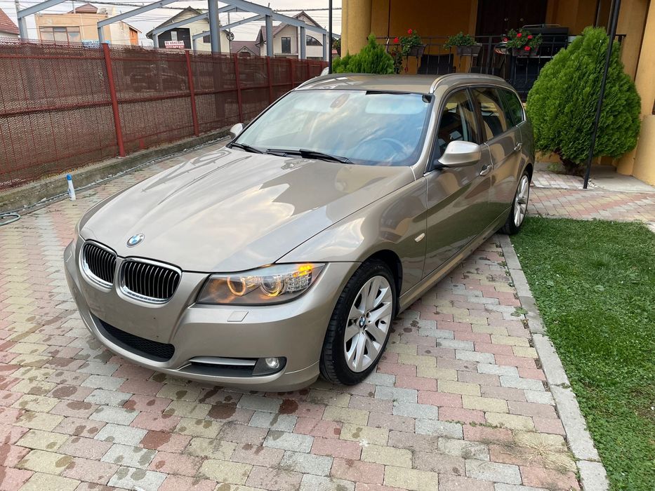 BMW E91 LCI 2011 2.0d