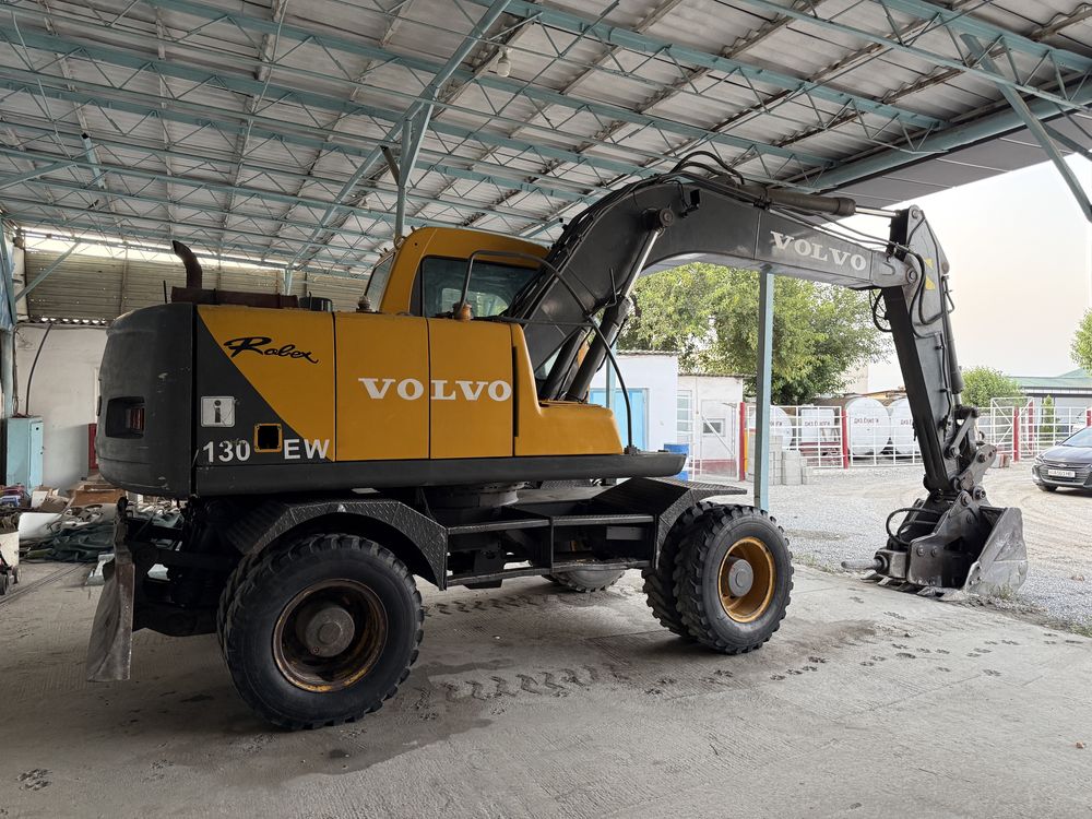 Volvo экскаватор 130 сотилади