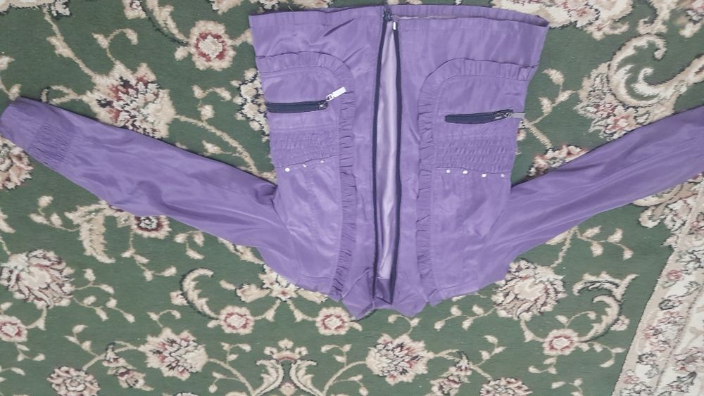 Продам куртка для девочки