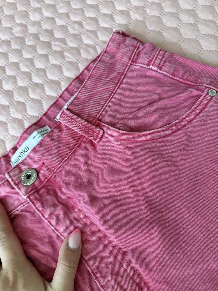 Дамски къси панталони Bershka