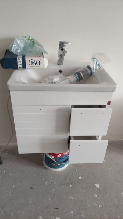 Шкаф за баня комплект с мивка