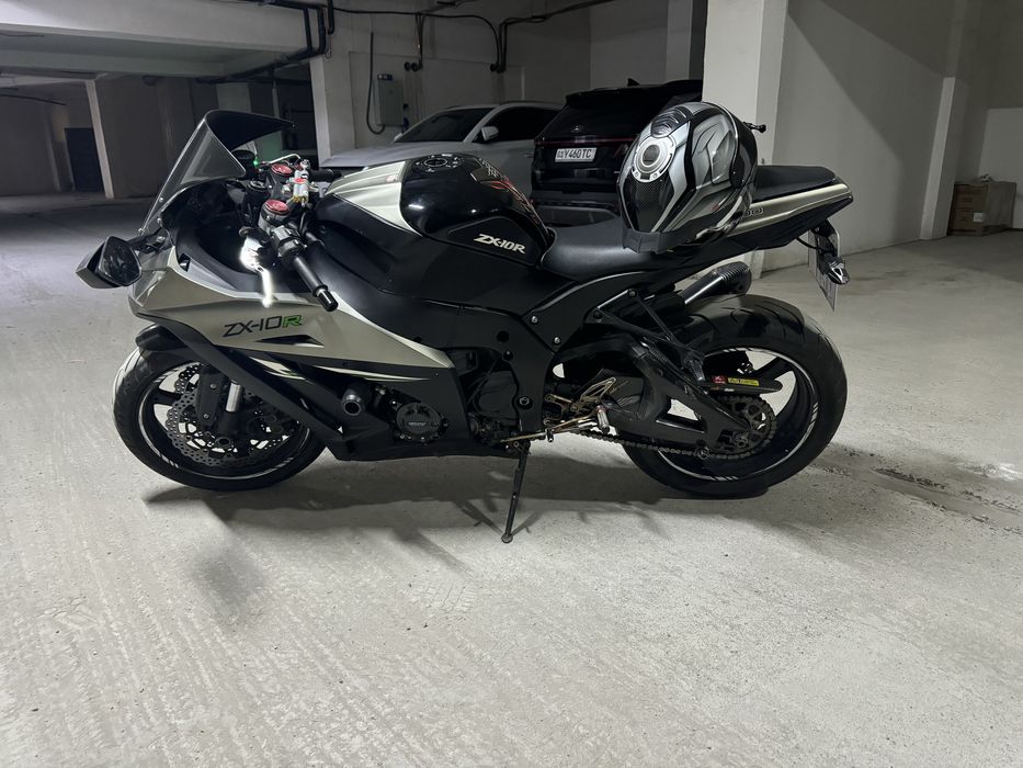 Kawasaki Ninja ZX10R