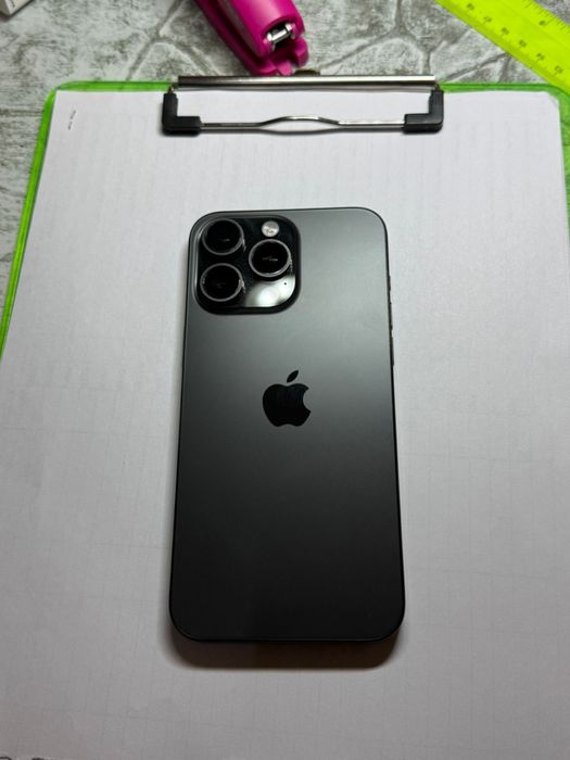 Продам Iphone 15 pro max 256d