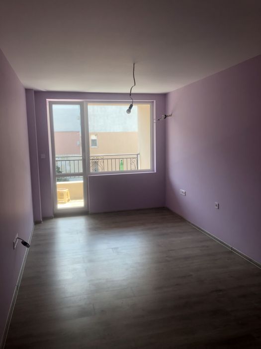 Шпакловка и боядисване