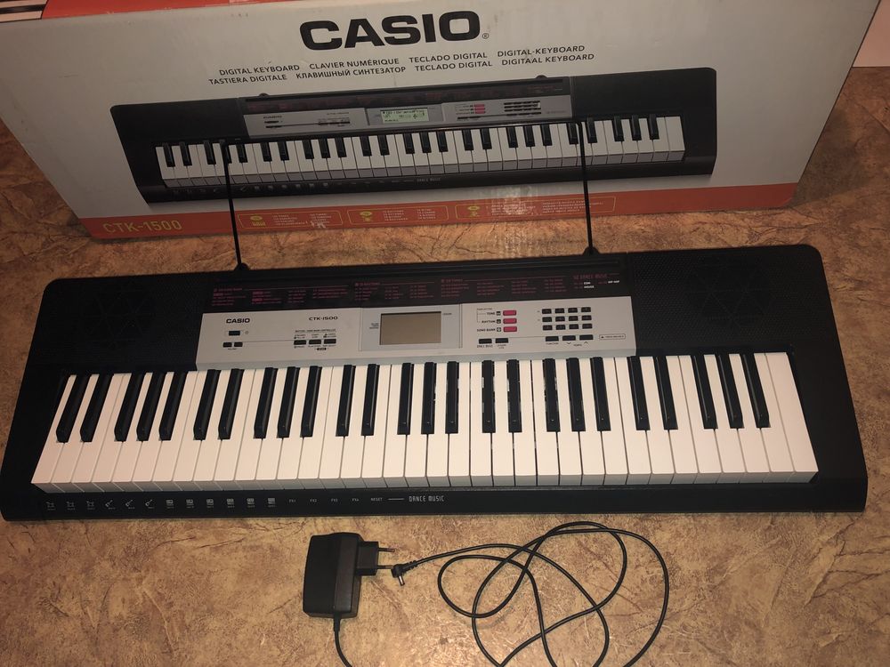 Синтезатор CASIO CTK-1500