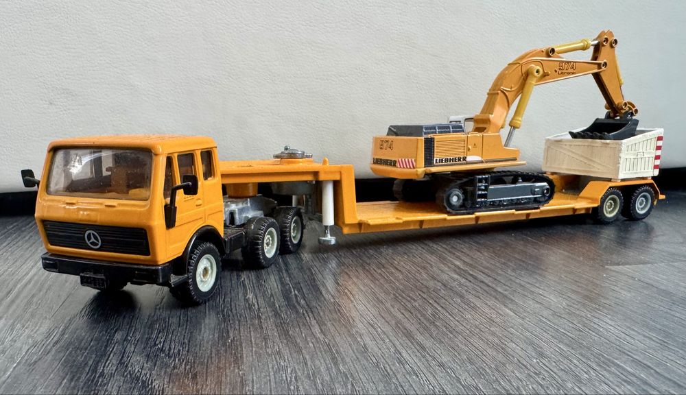 Продавам макети на багери и камиони 1/50 JOAL NZG CONRAD NORSCOT ERTL