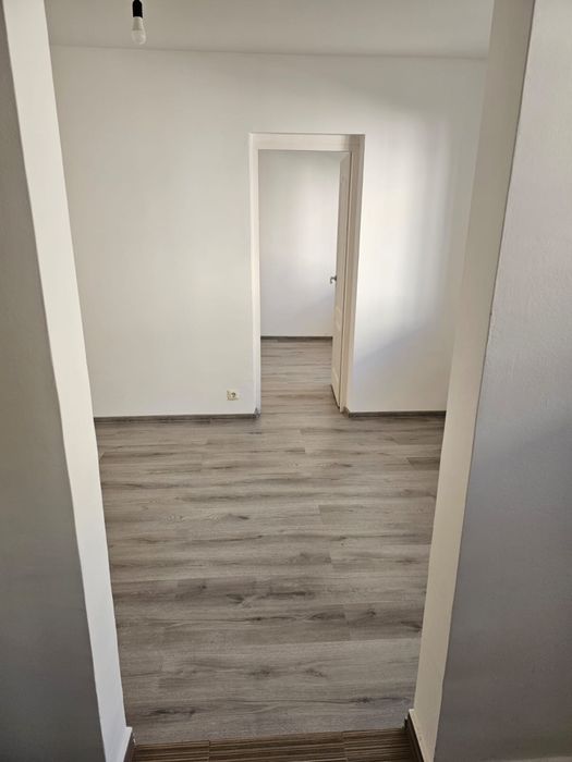 Vand apartament 2 camere