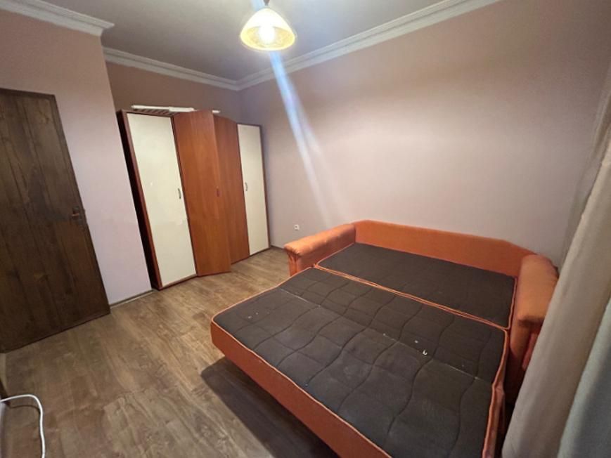 Дава се под наем Тристаен апартамент в София, Център - 110 кв.м за 500 € - Снимка #4
