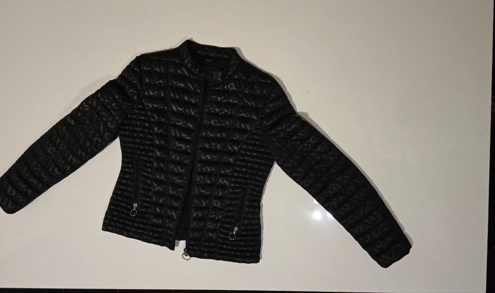 Яке Guess преходно