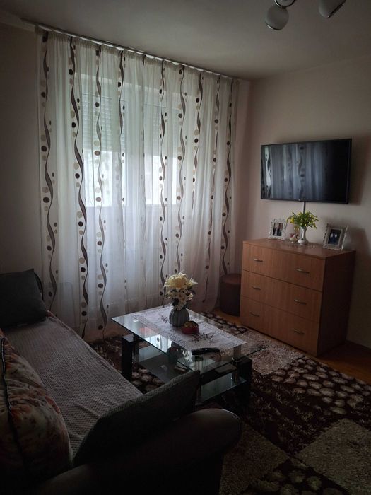 Vând apartament cu 2 camere