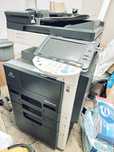 Vând Bizhub 283 - Copiator alb-negru A3, A4