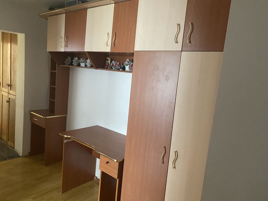 Mobila in stare foarte buna