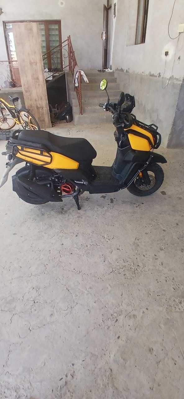 Skuter jesti tank sotiladi