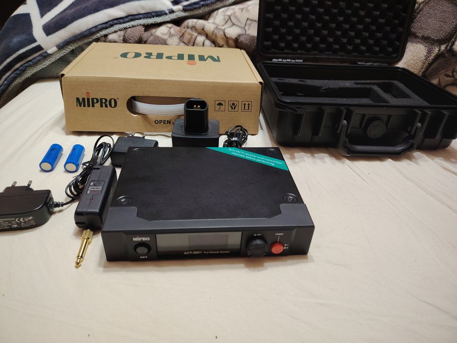 Vand wireles Mipro pentru vioara (zeta, jordan, cantini)