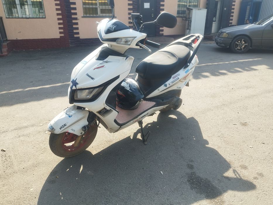 Продам мопед М 8