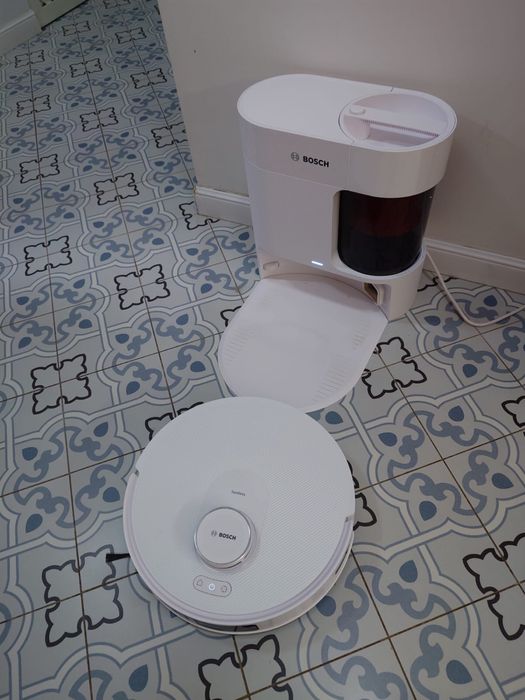 Bosch Робот прахосмукачка