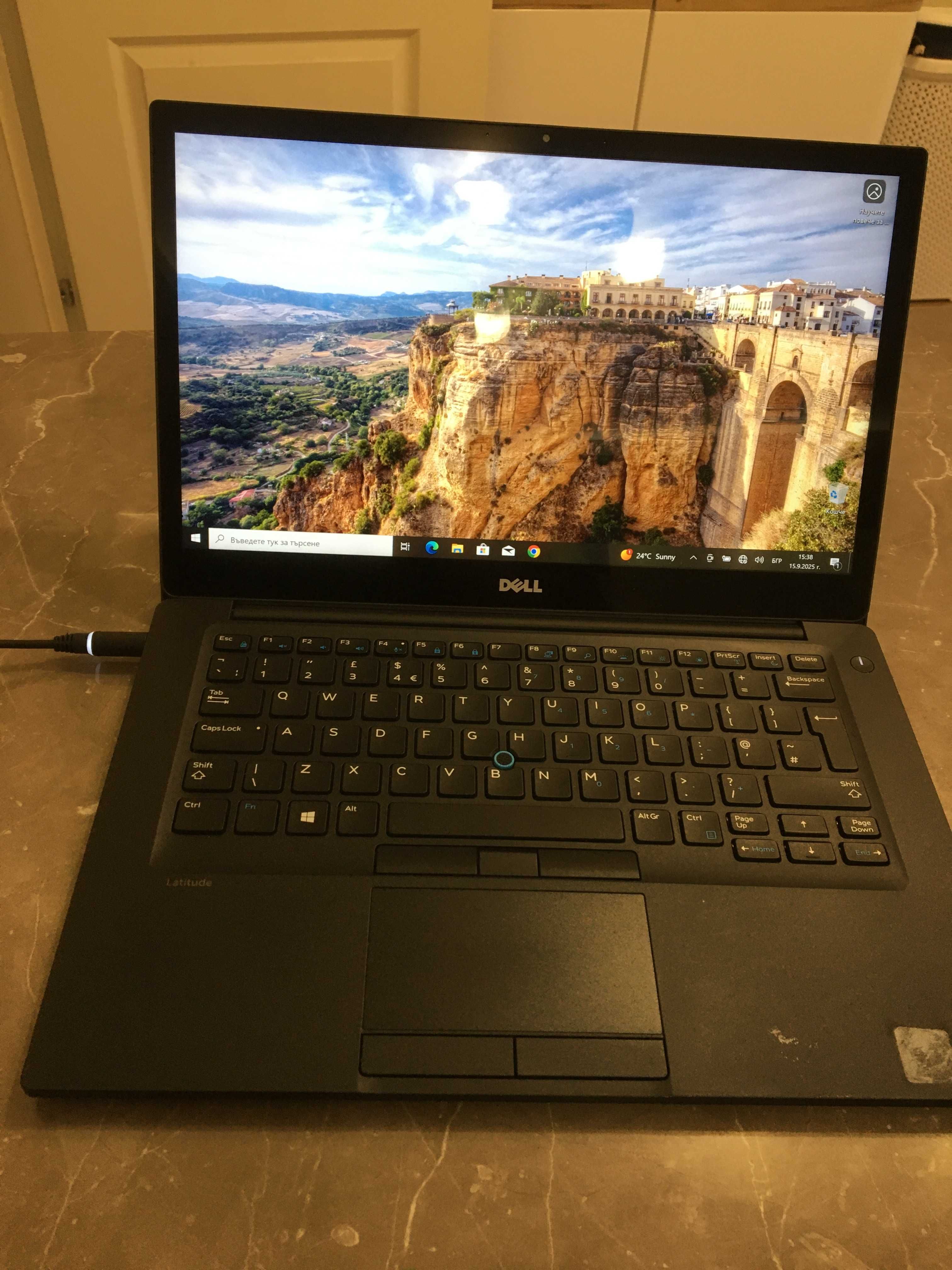 Dell 7480,Touch screen 14" FHD,i5-6300U,8Gb RAM,hhd 238GB/NVMe/