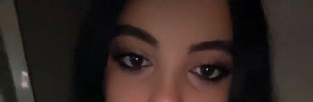 Bună ofer servicii de make-up  la domiciliu