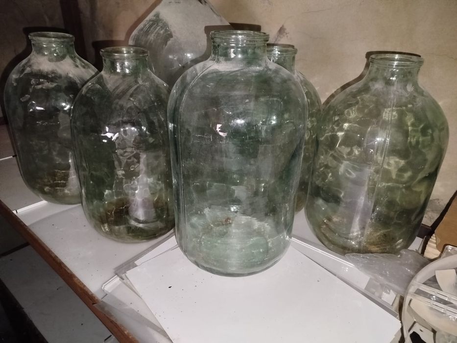 Бутыли 10-ти литровые