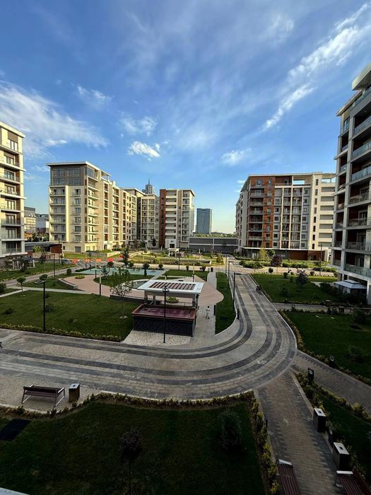 ПРОДАЕТСЯ КВАРТИРА 220кв.м в 
Жилом Комплексе "Gardens Residence "
Tas