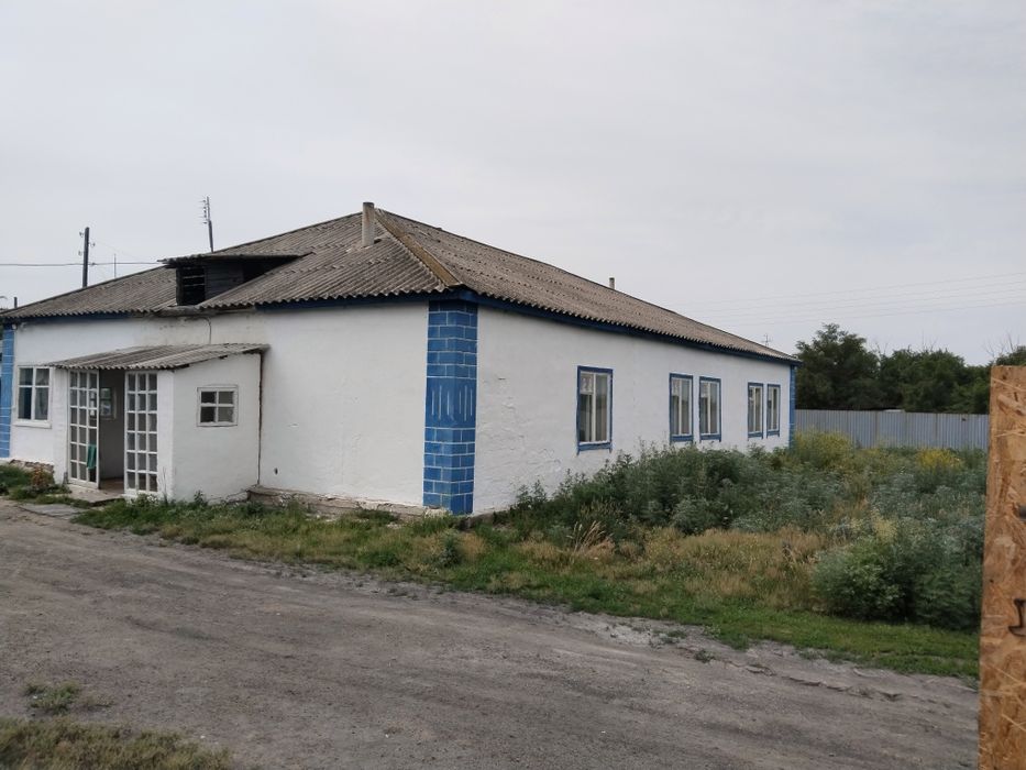 Дом селе Ауельбек в сторону Актогая от города 60км хороший большой дом