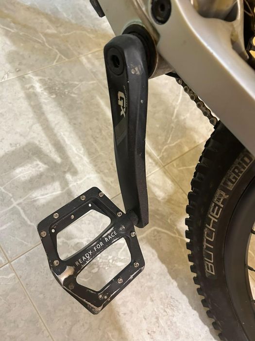 Продавам cube stereo 2020г