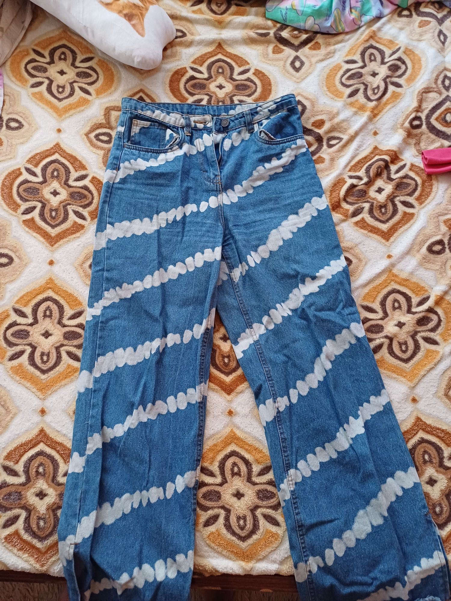 Дънки с десен и side slit