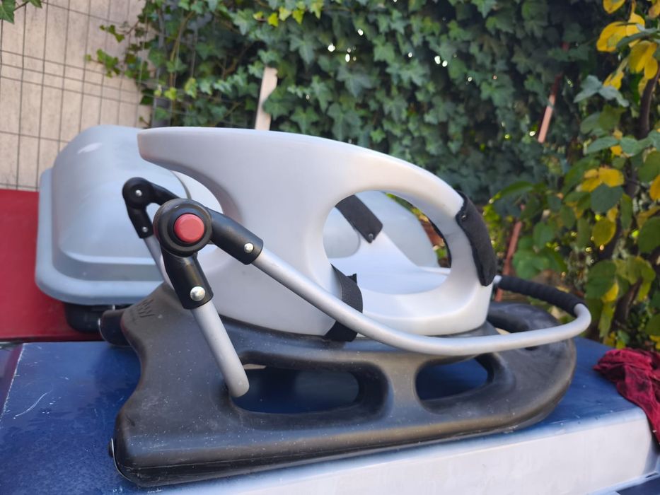 Vand bob sanie de bebelusi in stare buna