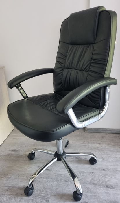 Vând scaun ergonomic nou