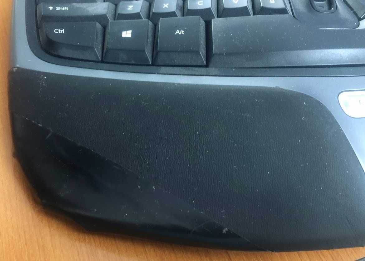 Tastatura Microsoft Natural Ergonomic 4000 v1.0, cu fir si USB