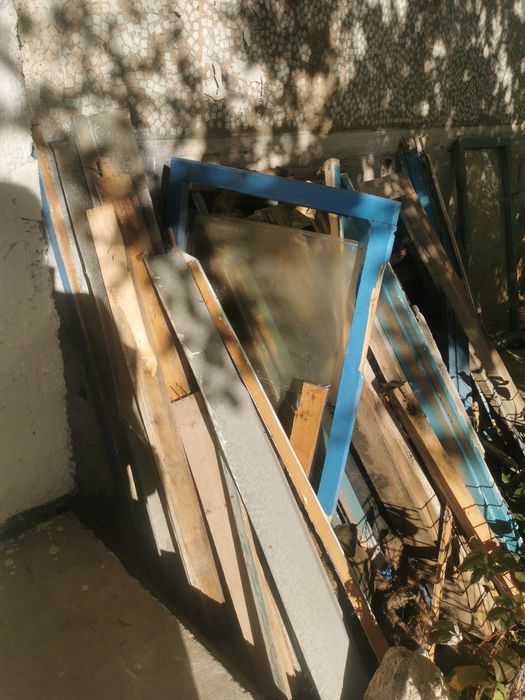 Отдам в дар окна на дрова, бесплатно, самовывоз
