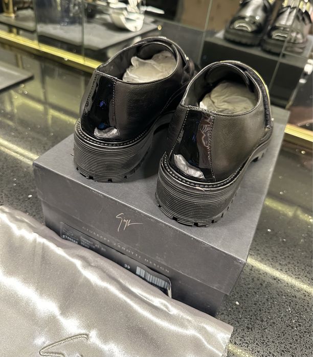 Pantofi Giuseppe Zanotti din piele