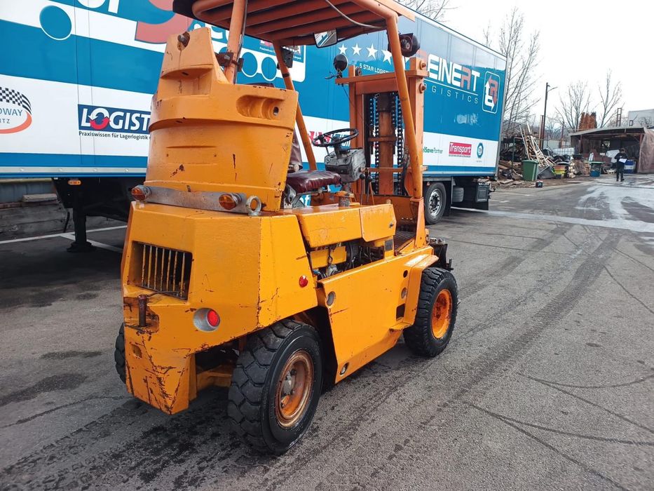 Motostivuitor diesel ridica 3 tone la 5 metri