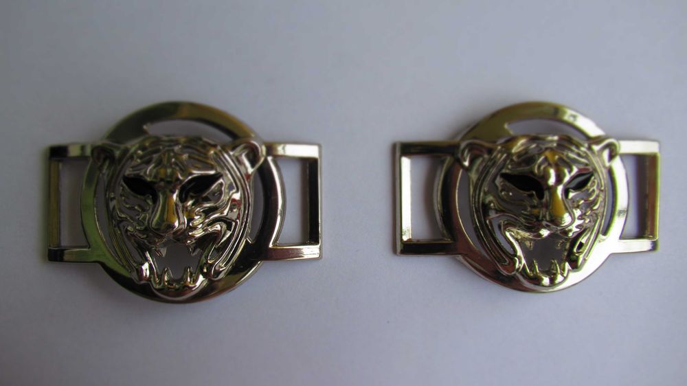 pereche catarame incaltaminte cap de tigru