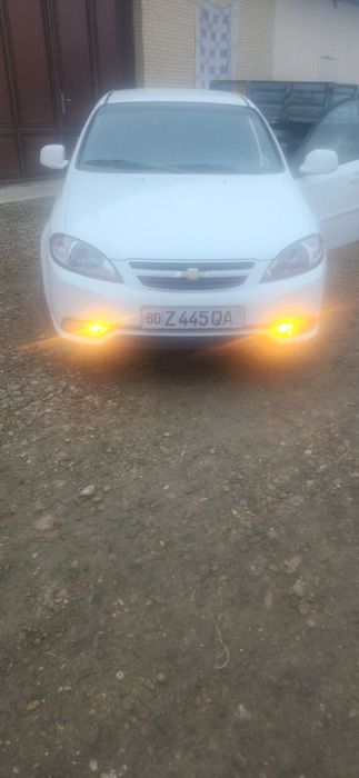 Shevralet lacetti