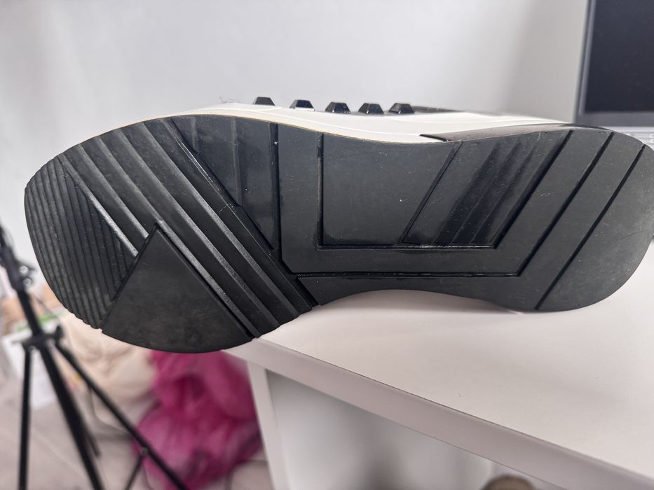 Vand pantofi Guess 39