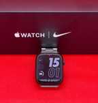 Apple Watch Nike Series 7, GPS, 45mm Midnight Aluminium Case, -A-